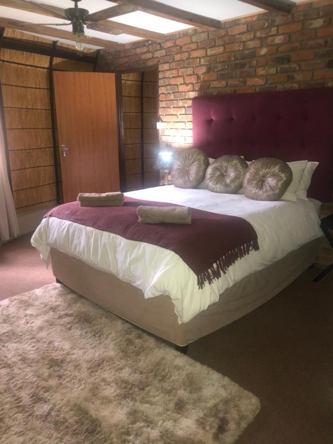 Jock Of The Bushveld Hotel Barberton Exterior foto